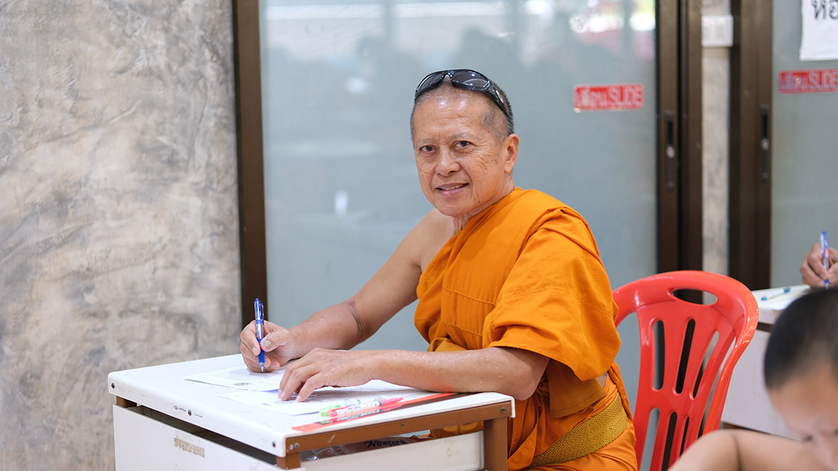 Monks at Wat Phra Doi Saket